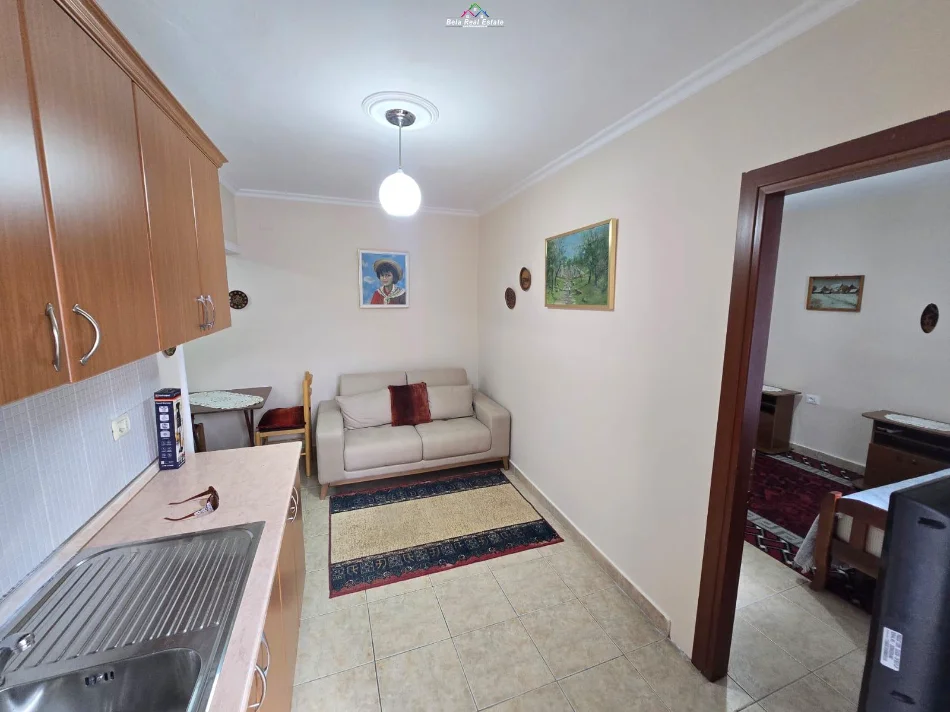 Tirane, jepet me qera apartament Kati 2, 42 m² 420 € (muihal grameno)