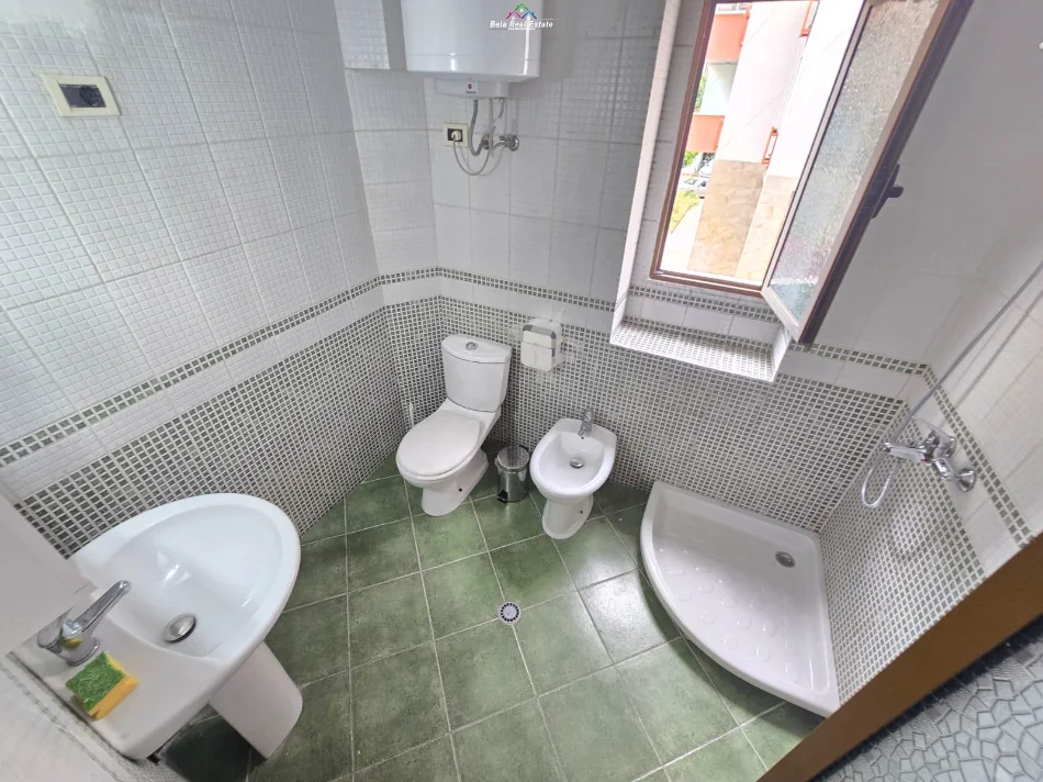 Tirane, jepet me qera apartament Kati 2, 42 m² 420 € (muihal grameno)