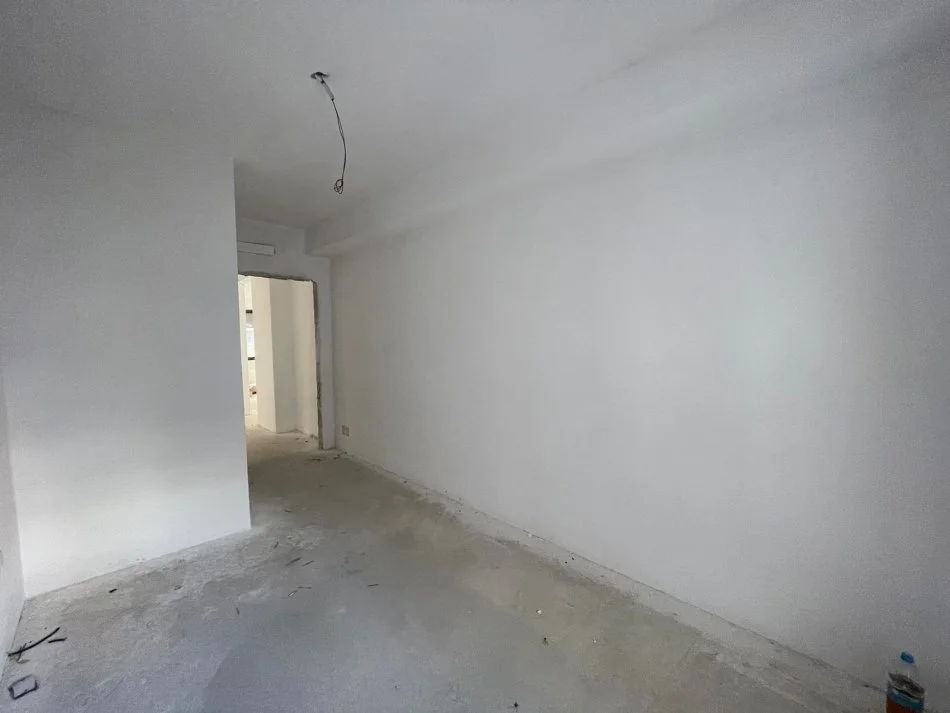Tirane, shitet apartament 2+1 Kati 2, 94 m² 129.000 € (Kodra e Diellit)