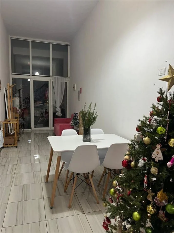 Apartament/ dublex ne shitje tek rruga 5 maji (78,000 Euro)