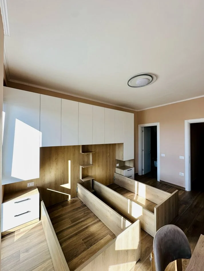 📣 QERA SUPER Apartament 2+1 Me 2 Tualete Dhe Ballkon 📍 Farmacia 10 🛣️ Rruga e "Dibres" ✨