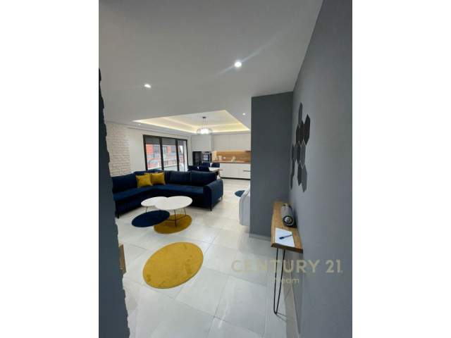 Tirane, jepet me qera apartament 2+1+BLK Kati 2, 110 m² 800 Euro (kodra e diellit)