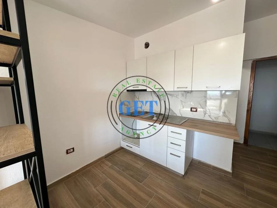 Durres, shitet garsonier 1+1 Kati 5, 40 m² 45.000 € (Golem)