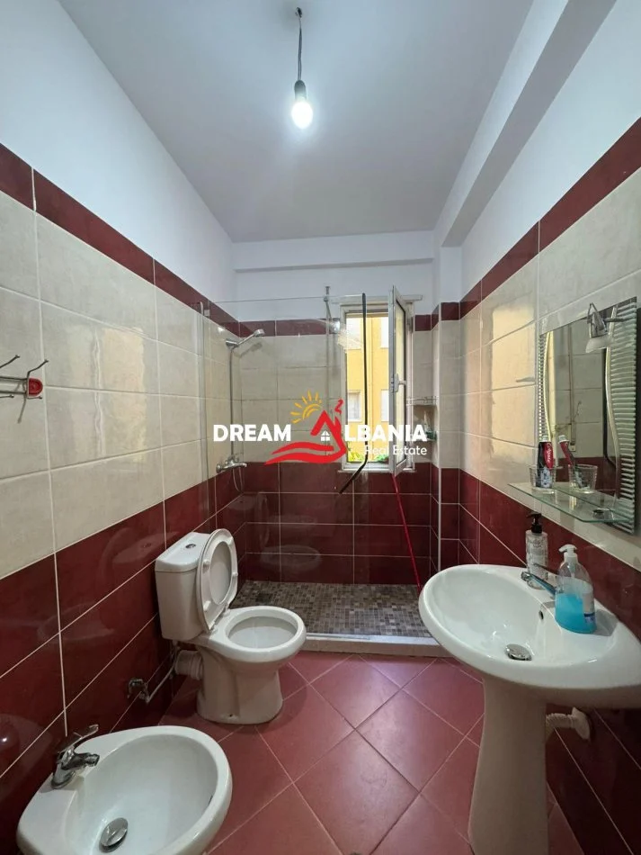 Tirane, jepet me qera apartament 2+1+Ballkon Kati 3, 85 m² 550 € (Tek Kodra e Diellit)