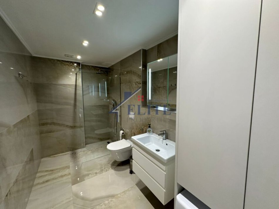 Tirane, jepet me qera apartament duplex 2+1 Kati 0, 132 m² 1.400 € (Olive Grove)