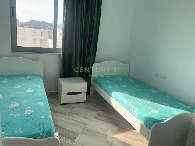 Durres, jepet me qera apartament 2+1 Kati 10, 100 m² 400 Euro (..)