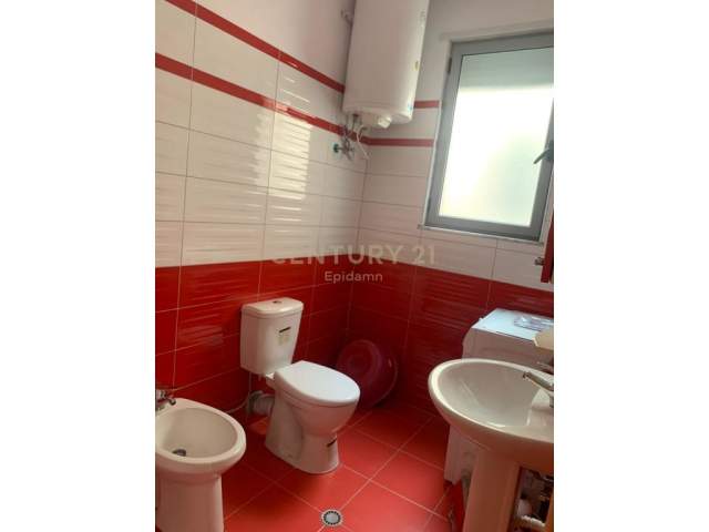 Durres, jepet me qera apartament 2+1 Kati 10, 100 m² 400 Euro (..)