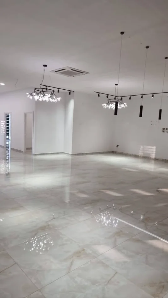 Tirane, jepet me qera apartament Studio Kati 2, 227 m² 3.000 € (farmacia 10)