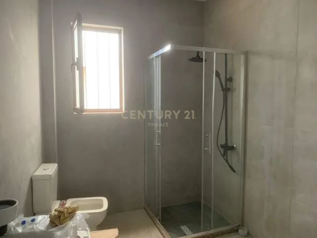 Tirane, shes apartament 2+1+BLK Kati 3, 100 m² 180.000 Euro (Pranë Vilës Gold, Rruga e Dibrës)
