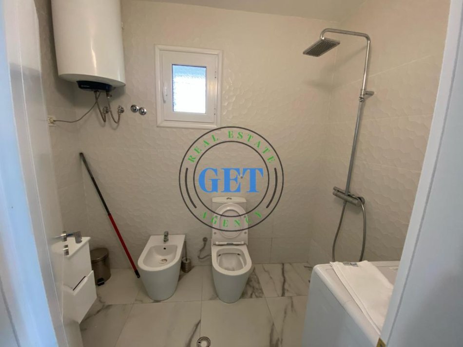 Durres, shitet apartament 2+1 Kati 8, 171 m² 250.000 € (Shkembi i Kavajes, Durres)