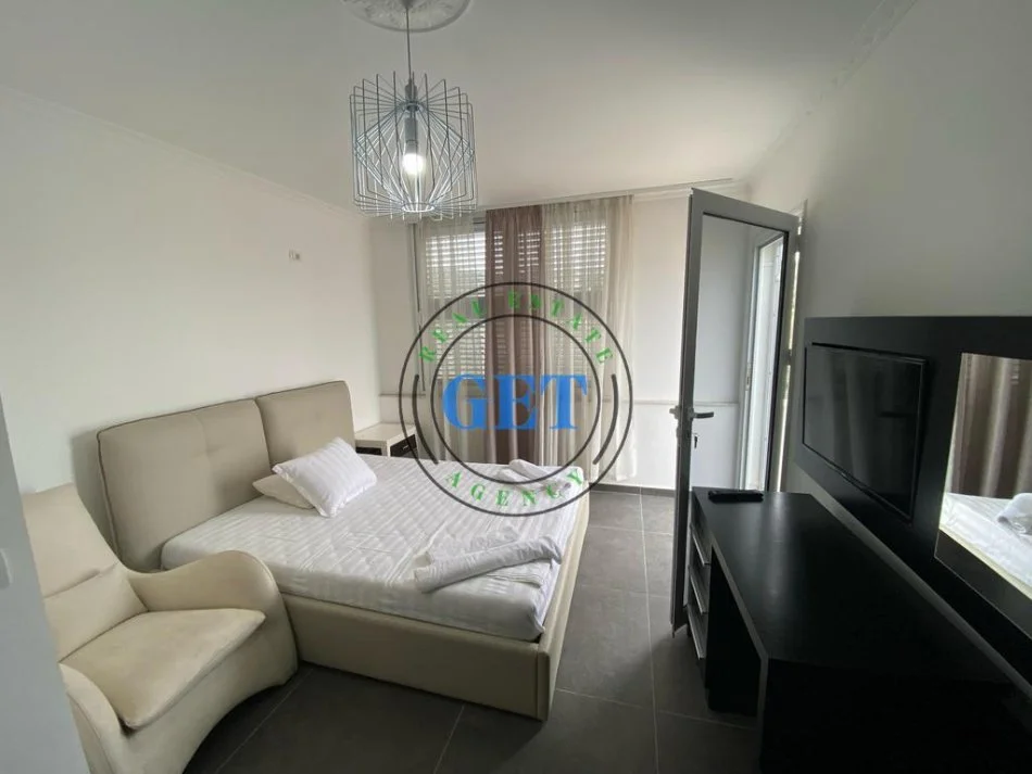 Durres, shitet apartament 2+1 Kati 8, 171 m² 250.000 € (Shkembi i Kavajes)