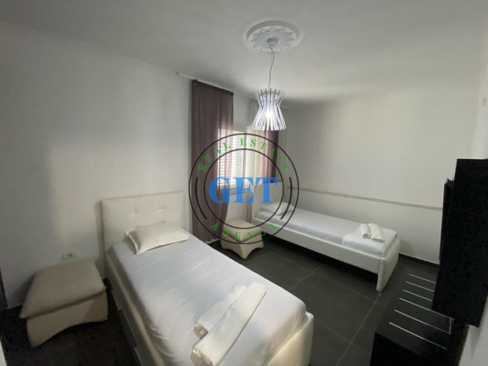 Durres, shitet apartament 2+1 Kati 8, 171 m² 250.000 € (Shkembi i Kavajes, Durres)