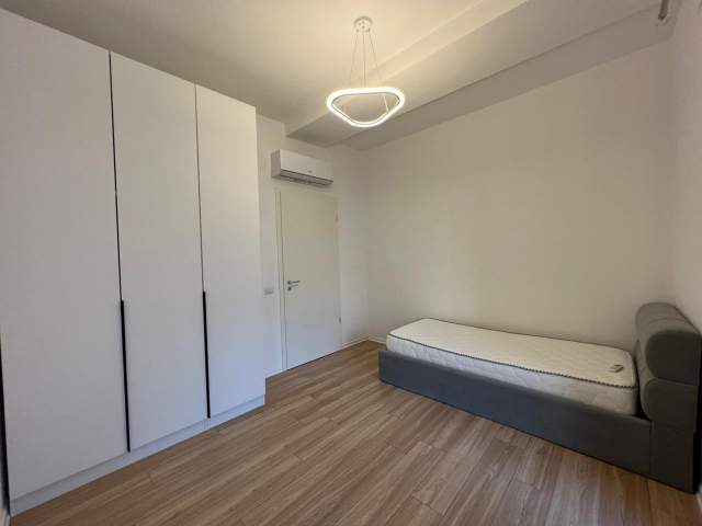 Tirane, jepet me qera apartament 3+1+A+BLK Kati 2, 140 m² 1.000 Euro (rruga Ndre Mjeda)