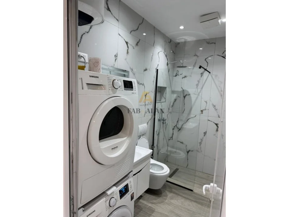 Tirane, jepet me qera apartament 1+1 Kati 1, 65 m² 450 € (5 Maji)