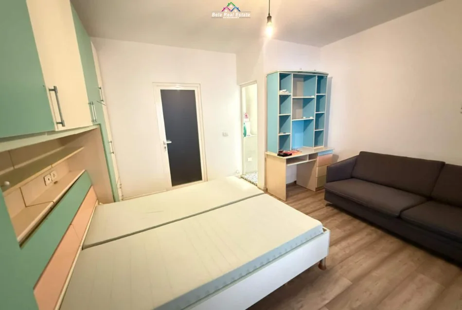 Tirane, jepet me qera apartament 1+1 Kati 0, 60 m² 530 € (Rruga e Barrikadave)
