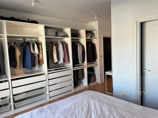 Tirane, jepet me qera apartament 2+1+BLK Kati 1, 122 m² 1.250 Euro (Liqeni i Thatë)