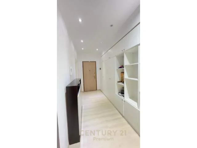 Tirane, shitet apartament 78 m² 129.000  (Kopshti Botanik)