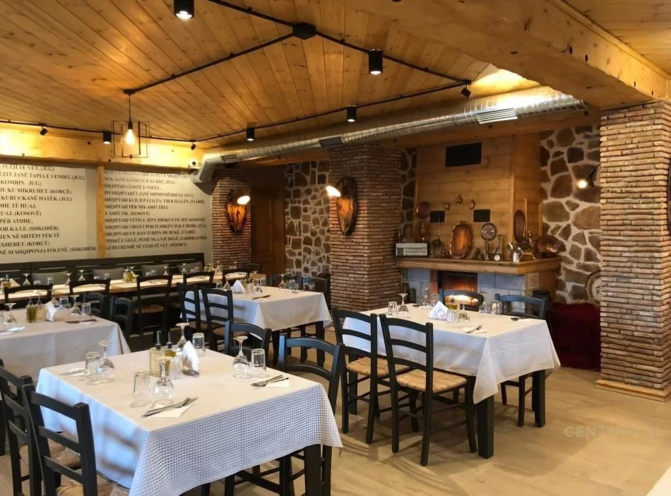 Korce, shitet ambjent biznesi Kati 2, 1.200 m² 350.000 € (Voskopojë)