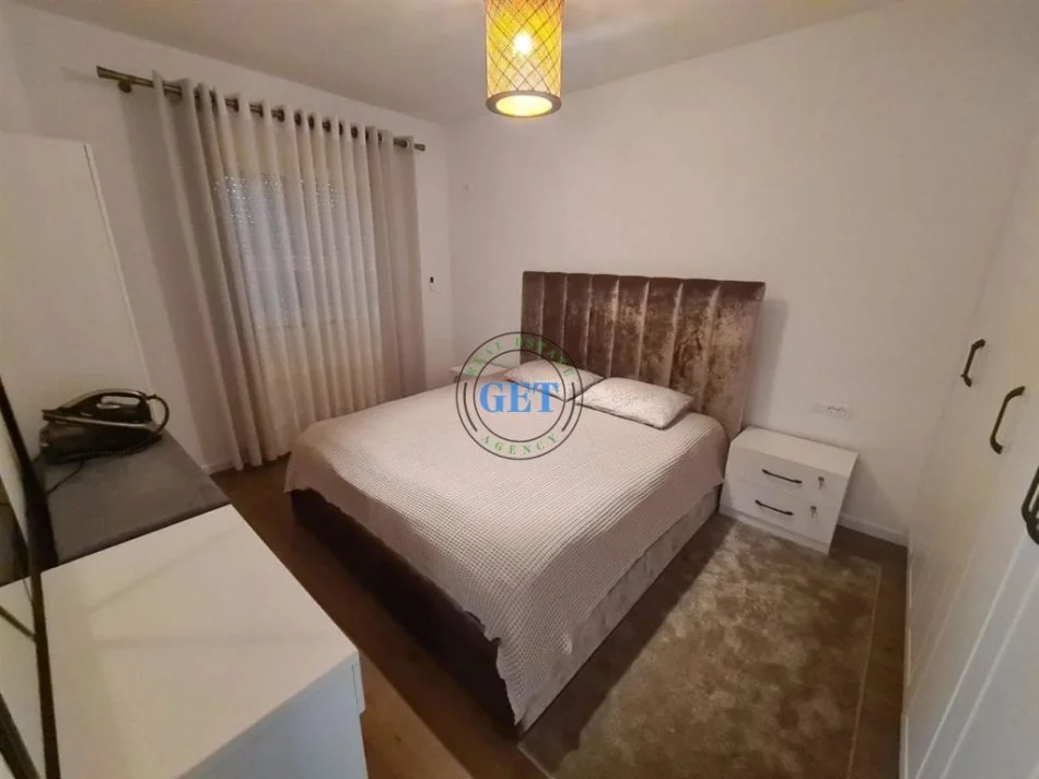 Durres, jepet me qera apartament 1+1+Ballkon Kati 1, 65 m² 500 € (Plazh Iliria)