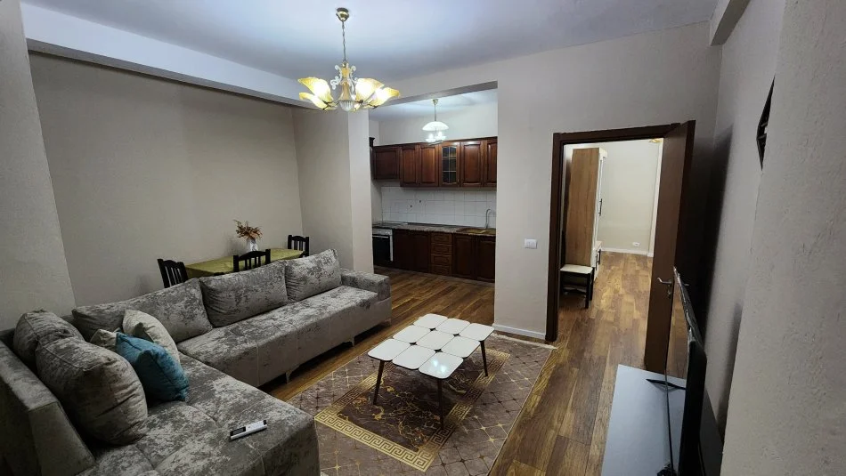 Tirane, jepet me qera apartament 2+1 Kati 4, 104 m² 700 € (MYSLYM SHYR,RRUGA BESIM IMAMI 2.)