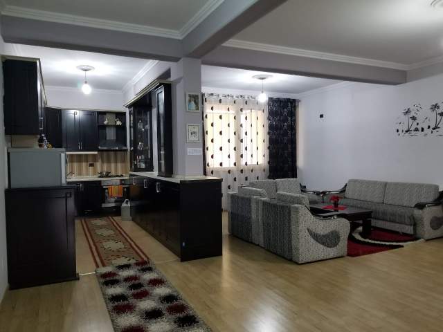 Elbasan, shitet shtepi 3.967 m² 750.000 Euro