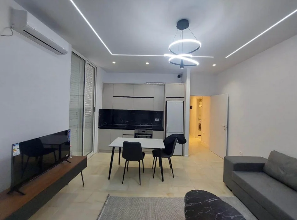 Tirane, jepet me qera apartament 1+1 Kati 0, 55 m² 600 € (Kodra e Diellit)