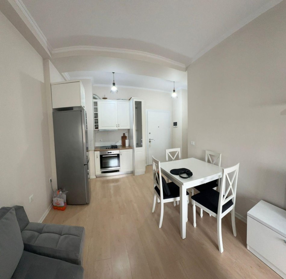 Tirane, shitet apartament 1+1 Kati 4, 58 m² 135.000 € (21 dhjetori)