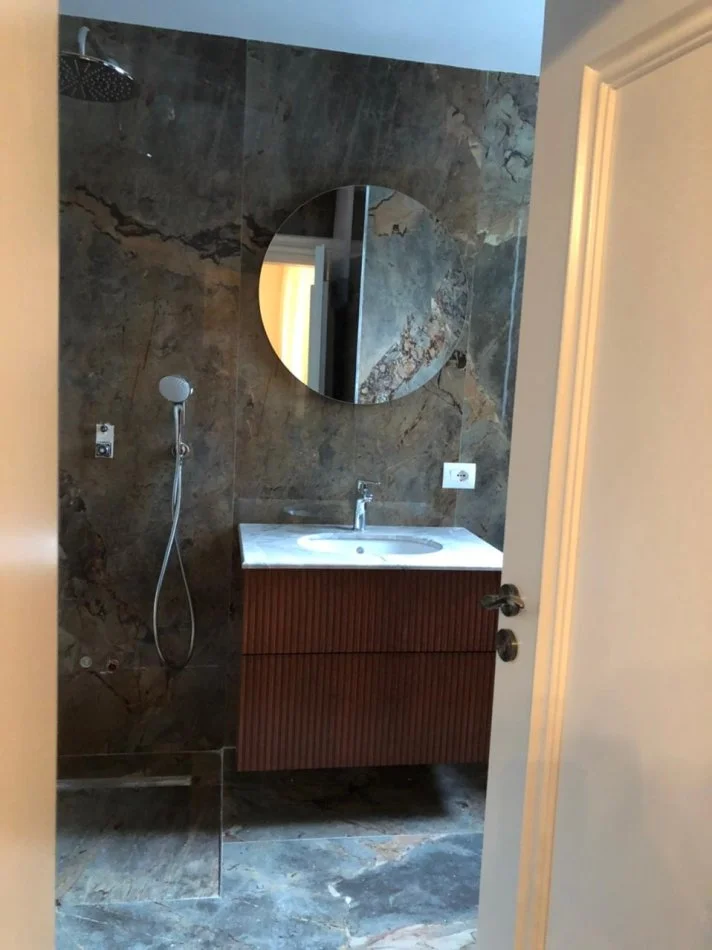 Tirane, jepet me qera apartament 3+1+Aneks+Ballkon Kati 2, 120 m² 1.200 € (Vilat Gjermane)