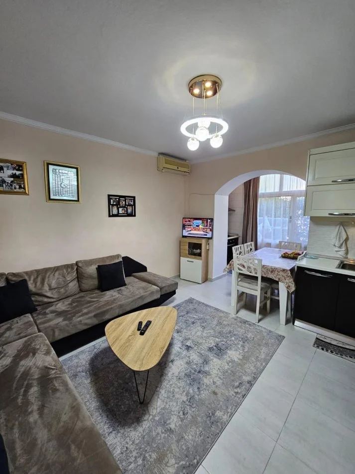 Tirane, shitet apartament 2+1 Kati 1, 170 m² 199.000 € (Te Ambasada Amerikane)