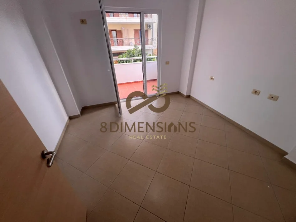Shitet Apartament 2+1 ne Ali Dem, prane Rezidenca Kaimi me siperfaqe ndertimi 104 m2 (D8142A-119)