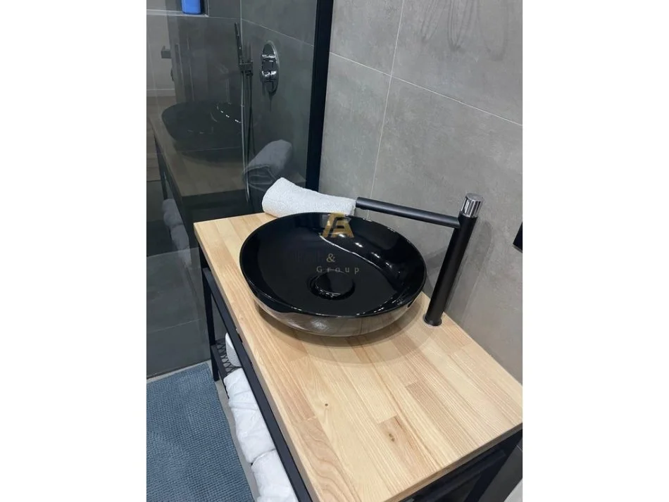 Tirane, jepet me qera apartament 2+1 Kati 9, 100 m² 1.400 € (Parku Olimpik)