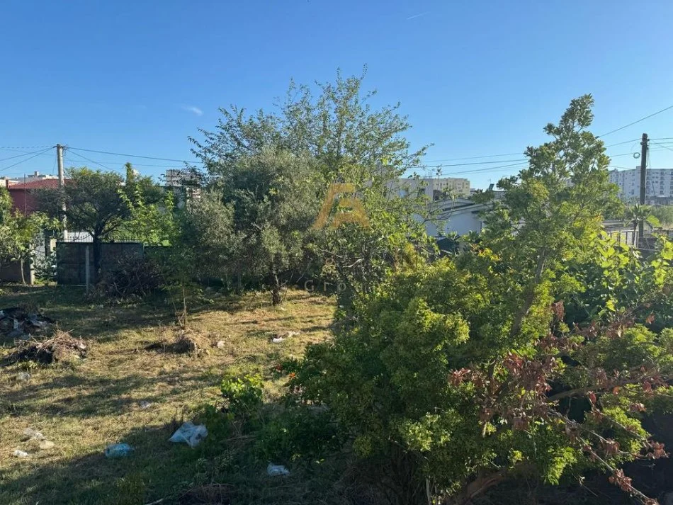 Durres, shitet truall , 778 m² 145.000 € (Shkozet Durres)