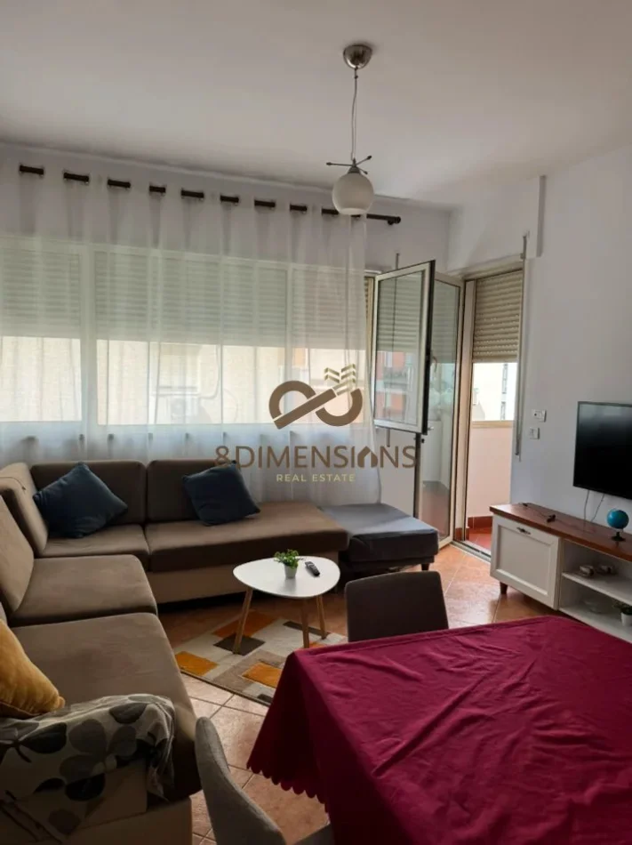 Jepet me qera Apartament 1+1 ne Kristal Center me siperfaqe 70 m2 (D8241A-199)