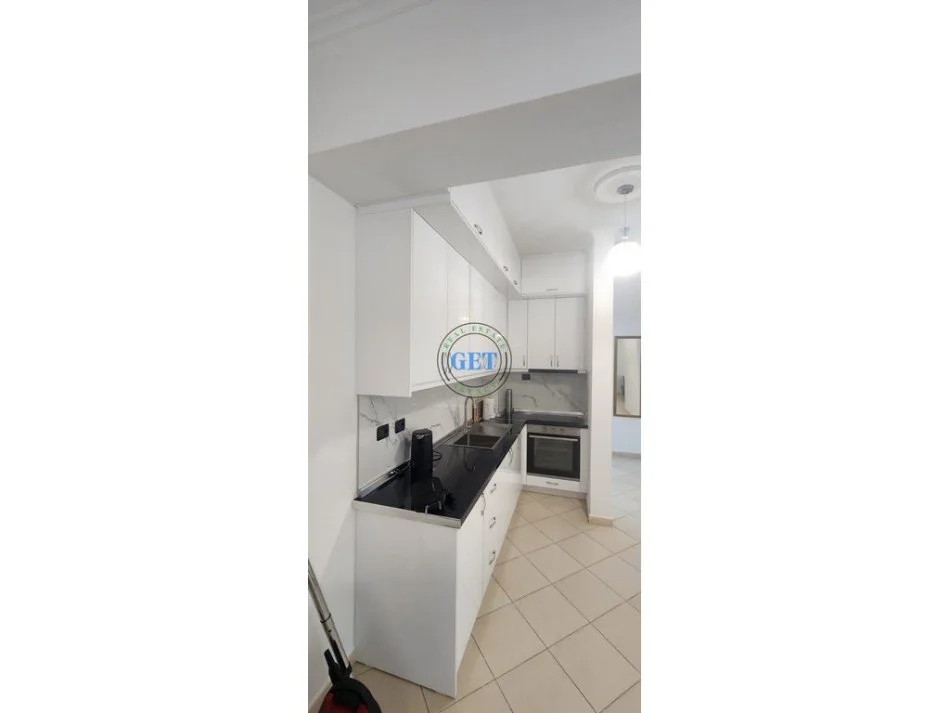 Durres, shitet apartament 2+1 , (Shkembi i Kavajes, Durres)