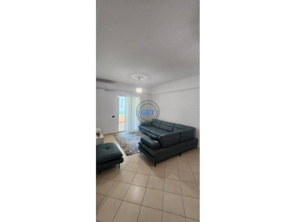 Durres, shitet apartament 2+1 , (Shkembi i Kavajes, Durres)