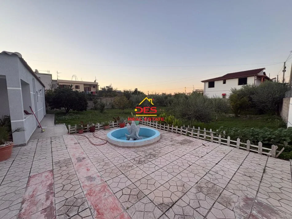 Vlore, jepet me qera shtepi 2+1+Ballkon Kati 0, 250 m² 500 € (Rruga Gjergj Kastrioti)