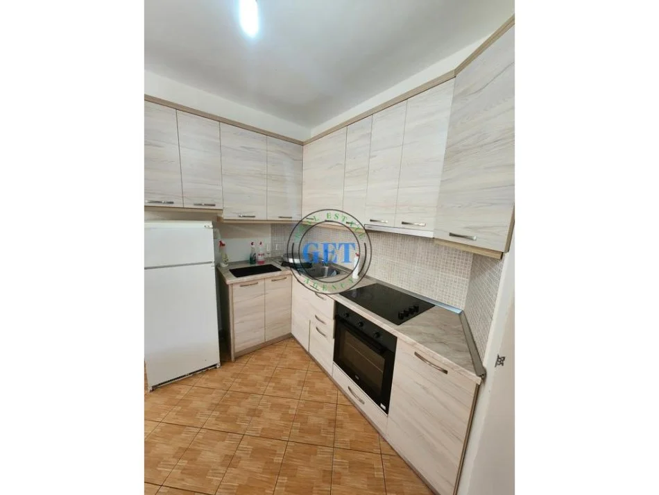 Durres, shitet apartament 1+1+Ballkon Kati 2, 61 m² 80.000 € (Golem)