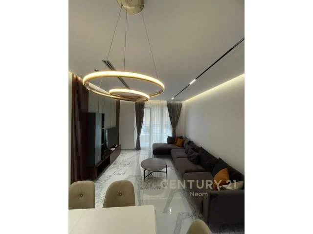 Tirane, jepet me qera apartament 2+1+BLK Kati 6, 110 m² 1.300 Euro (Komuna e Parisit)