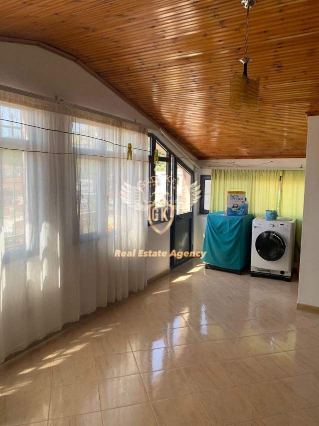 Durres, shes Vile 3 Katshe Kati 3, 289 m² 130.000 Euro (Lagjia Re Rruga)