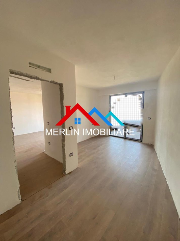 Tirane, shitet apartament 1+1+Ballkon Kati 9, 83 m² 123.000 € (RRUGA BENJAMIN KRUTA,ISH FUSHA E AVIACIONIT)