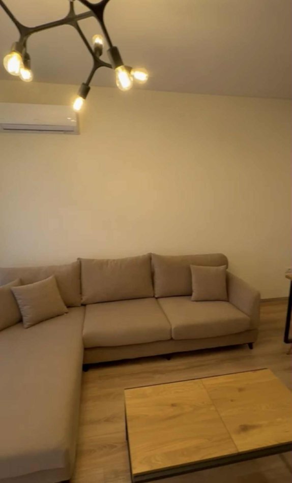 Tirane, jepet me qera apartament 1+1+Ballkon Kati 6, 70 m² 570 € (KOMPLEKSI FIOIR DI BOSKO)