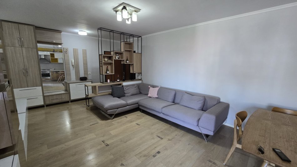 Tirane, shes apartament 2+1+Ballkon Kati 3, 98 m² 189.000 € (Ish Parku i Autobuzave)