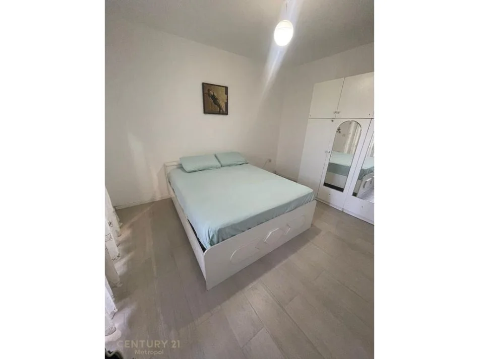 Tirane, shes apartament 2+1 Kati 1, 72 m² 120.000 € (shkoze)