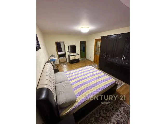 Tirane, jepet me qera apartament 2+1+BLK Kati 4, 72 m² 600 Euro (Myslym Shyri)