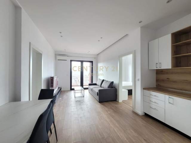 Tirane, jepet me qera apartament 2+1+BLK Kati 15, 110 m² 1.200 Euro