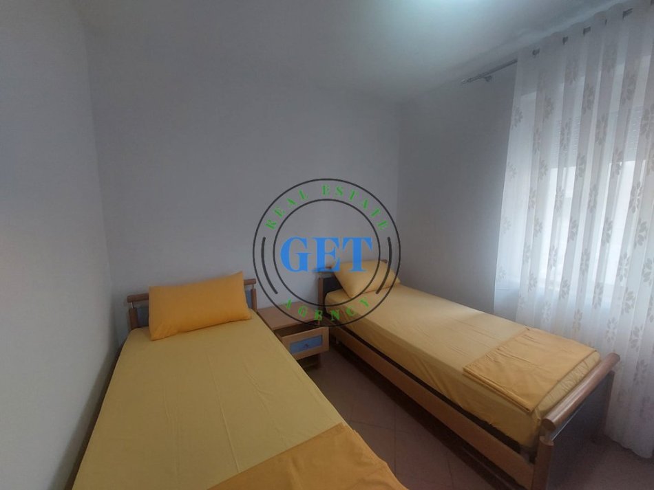 Durres, jepet me qera apartament 1+1 Kati 1, 80 m² 500 € 