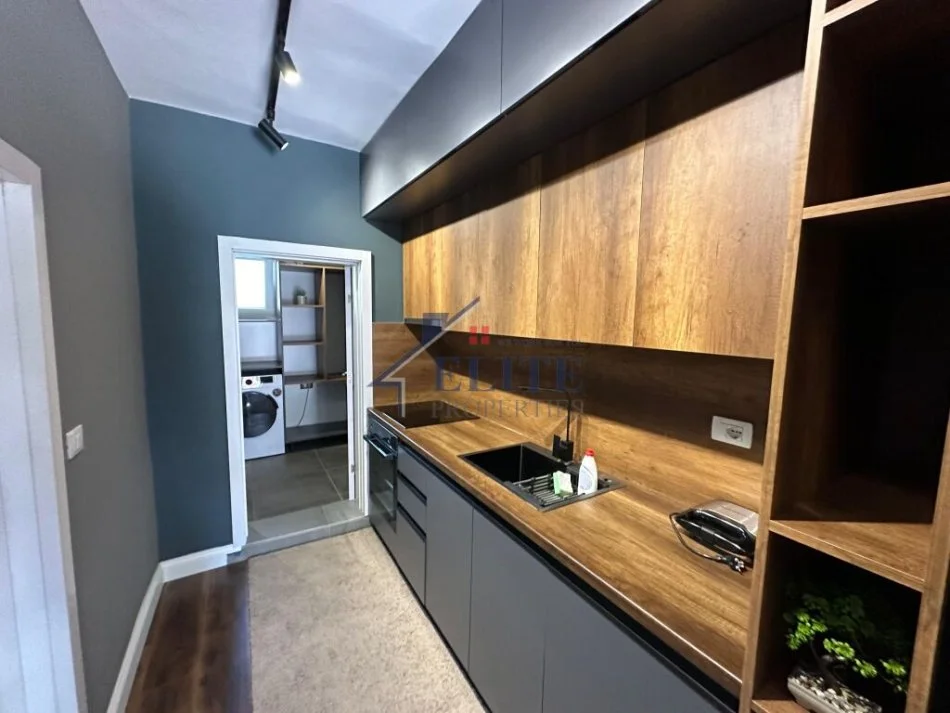 Tirane, jepet me qera shtepi 1+1+Aneks Kati 0, 70 m² 550 € (Don Bosko)