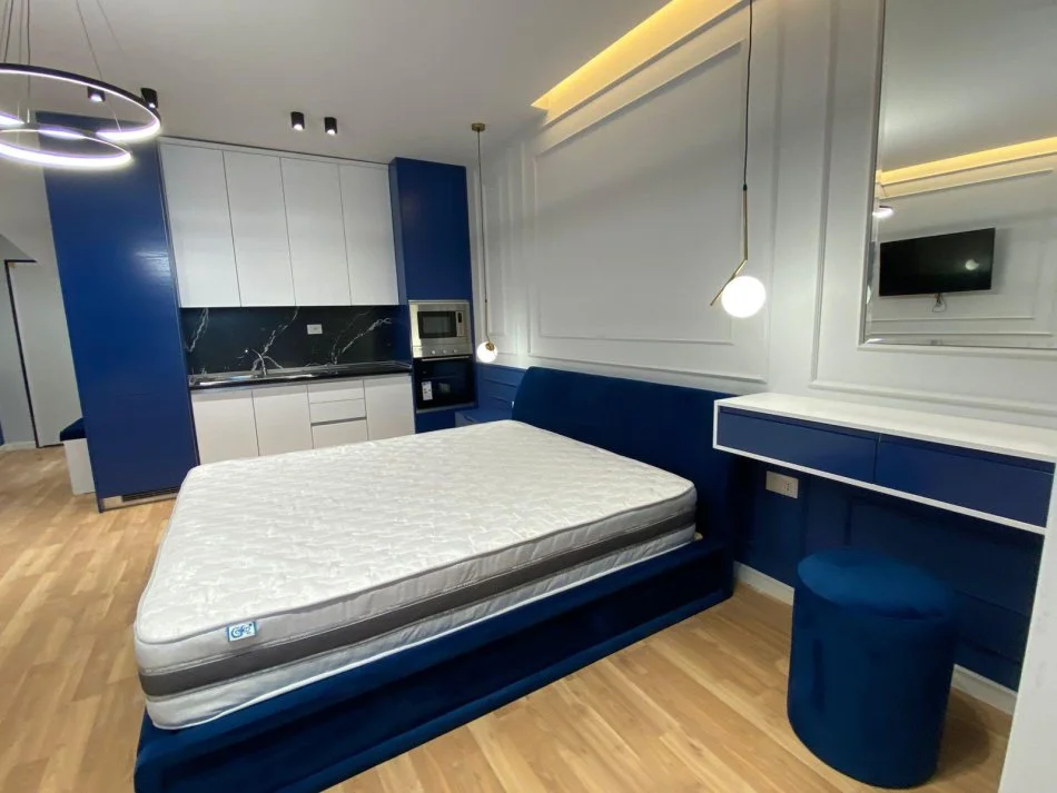 Tirane, jepet me qera garsonier 1+1 Kati 10, 44 m² 580 € (Rruga Kavajes/SQUARE21)