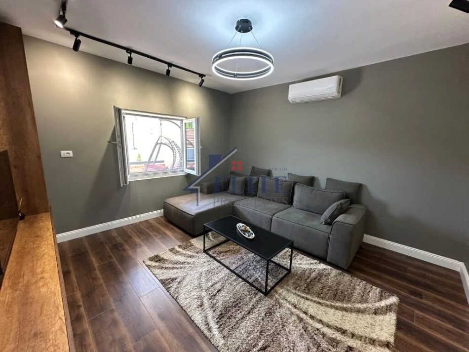 Tirane, jepet me qera shtepi 1+1+Aneks Kati 0, 70 m² 550 € (Don Bosko)