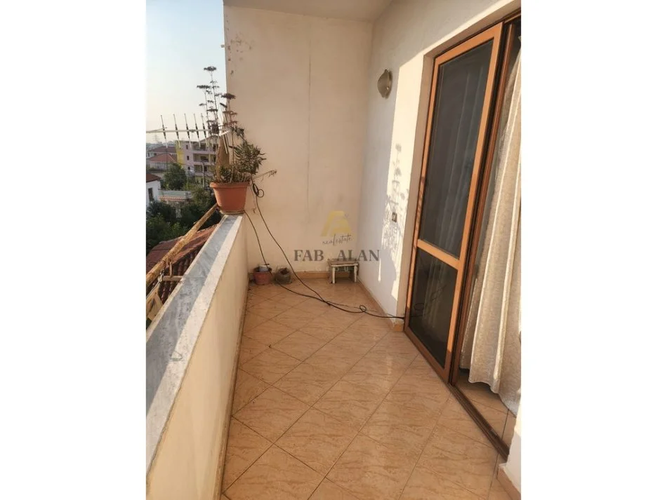 Tirane, shitet apartament 1+1 Kati 3, 78 m² 124.320 € (Don Bosko)
